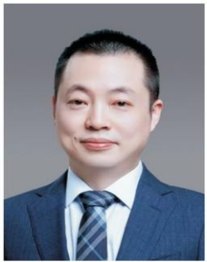 何桐雨.png 何桐雨.png